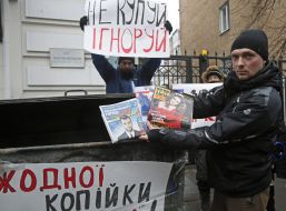 The campaign "Do not feed the regime!"