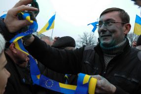 Юрий Луценко на Евромайдане