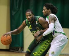 Kindell Dykes and Julian Mavungu