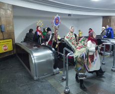 Участники парада Рождественских звезд