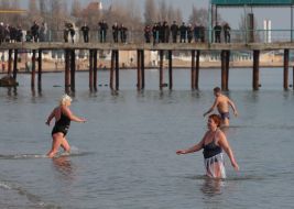 Participants of Christmas swim of walruses