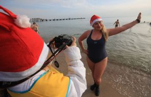 Participants of Christmas swim of walruses