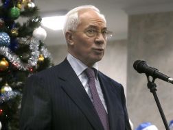 Николай Азаров