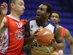 DaHuan Summers and Jaroslav Zubritskiy