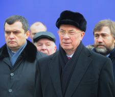 Vitaly Zakharchenko, Nikolay Azarov and Vadim Novinsky