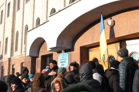 People near Kirovograd Regional Council