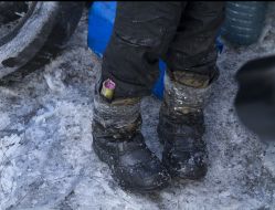 Firecrackers in boots protesters