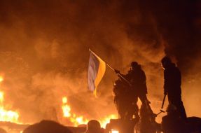 Protesters at Hrushevskogo street in Kyiv