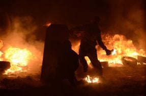 Protesters at Hrushevskogo street in Kyiv