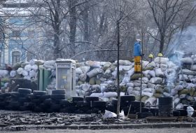 Барикади на вулиці Інститутській