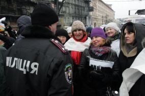 Mother turned to law enforcement officers on Hrushevskoho