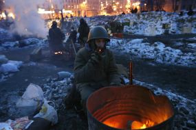 Protesters at Hrushevskogo street in Kyiv