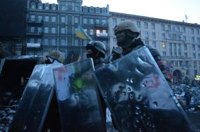 Protesters at Hrushevskogo street in Kyiv