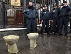 The campaign "Enough!" near the Russian Embassy