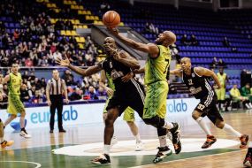 Yudzhyn Lawrence and Marco Killinhsvort