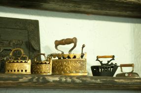 Exhibition of irons