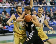 Playing moment of match