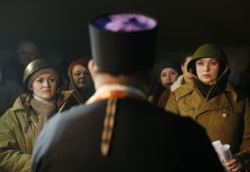 Sanctifying of womanish sotnia 