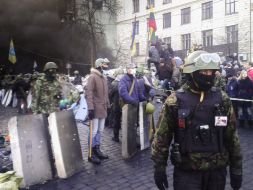 Activists on the street Hrushevskoho