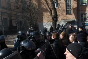Law enforcers outside the "Party of Regions" office