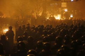 Firewall on the street. Khreschatyk