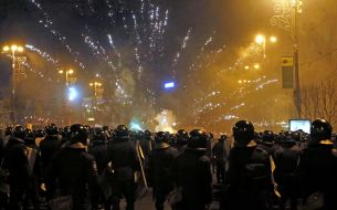 Law enforcement officers on the street. Khreschatyk