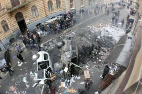 Перевернуті автомобілі