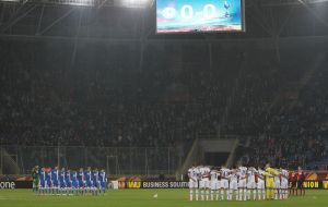 Players of FC "Dnepr" and players of FC "Tottenham"