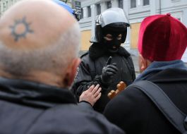 The protester and law enforcers