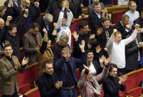 Народные депутаты