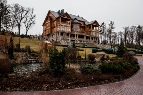 Residence of Viktor Yanukovych "Mezhyhirya"