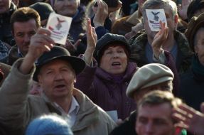 Mass meeting in Sevastopol