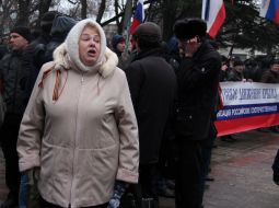 Participants of the mass meeting near building of parliament of Crimea