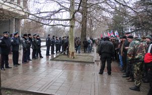 Employees of militia and mytynguyuschye