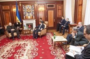 Aleksandr Turchinov and Akhmet Davutoglu