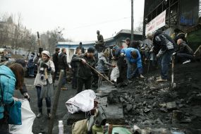 Прибирання на вулиці Грушевського