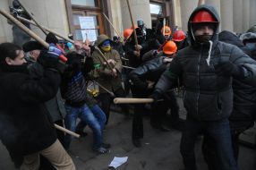 Столкновения во время штурма Харьковской облгосадминистрации