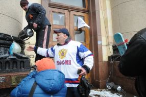 Столкновения во время штурма Харьковской облгосадминистрации