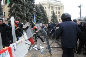 Столкновения во время штурма Харьковской облгосадминистрации