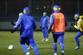 Open training of national football team