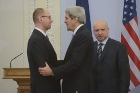John Kerry, Arseniy Yatsenyuk and Aleksandr Turchinov