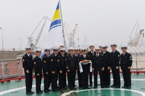Crew of Ukrainian frigate Hetman Sahaydachniy