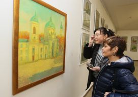 Exhibition of artist Vladimir Doroshenko