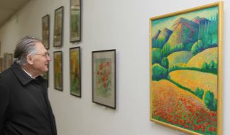 Exhibition of artist Vladimir Doroshenko