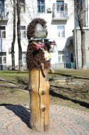 Renewed sculpture "Hedgehog in fog" with an automat