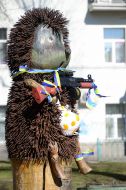Renewed sculpture "Hedgehog in fog" with an automat
