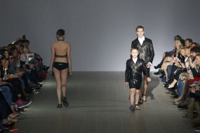 Fashion show by Anisimov