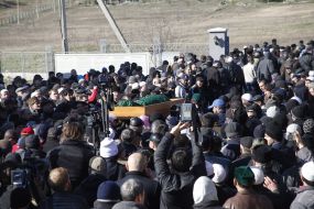 Похорон Решата Аметова