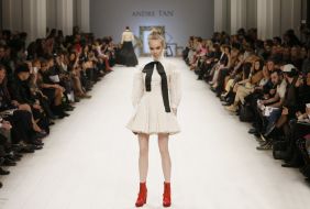 Показ колекції від Андре Тана 