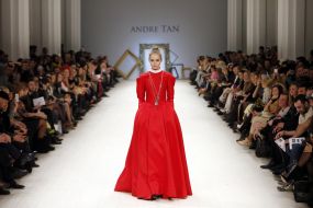Показ колекції від Андре Тана 